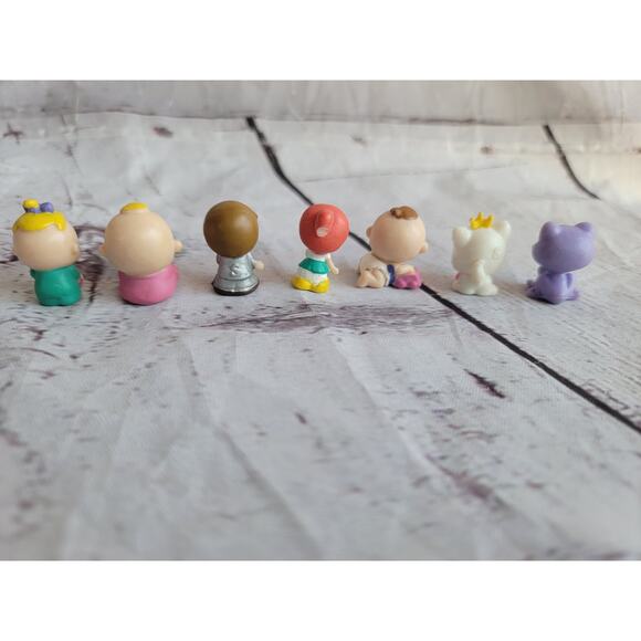 Lot of 7 Squinkies People and Animals - Picture 5 of 7